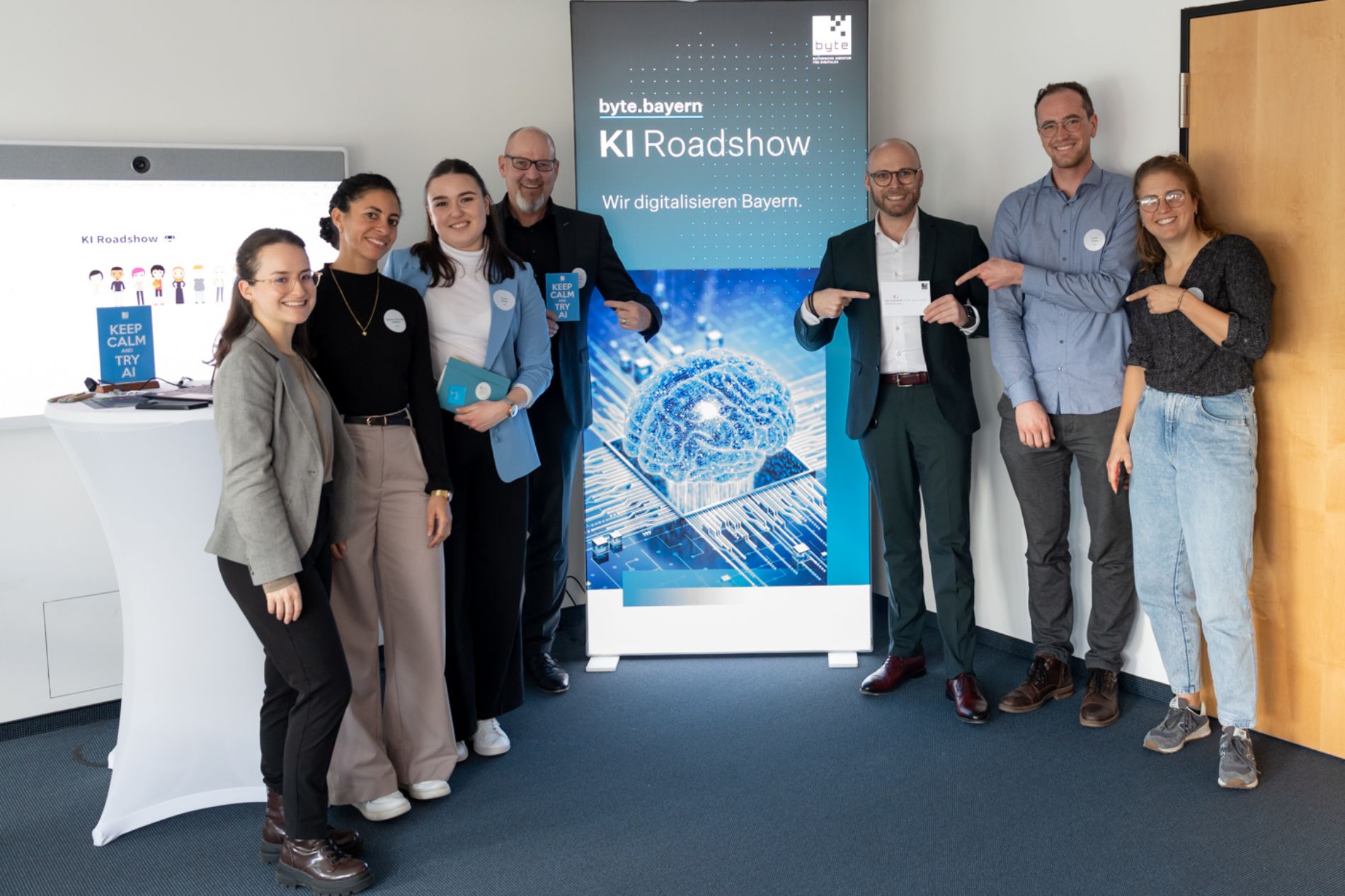 Digitalminister Fabian Mehring bei der KI Roadshow